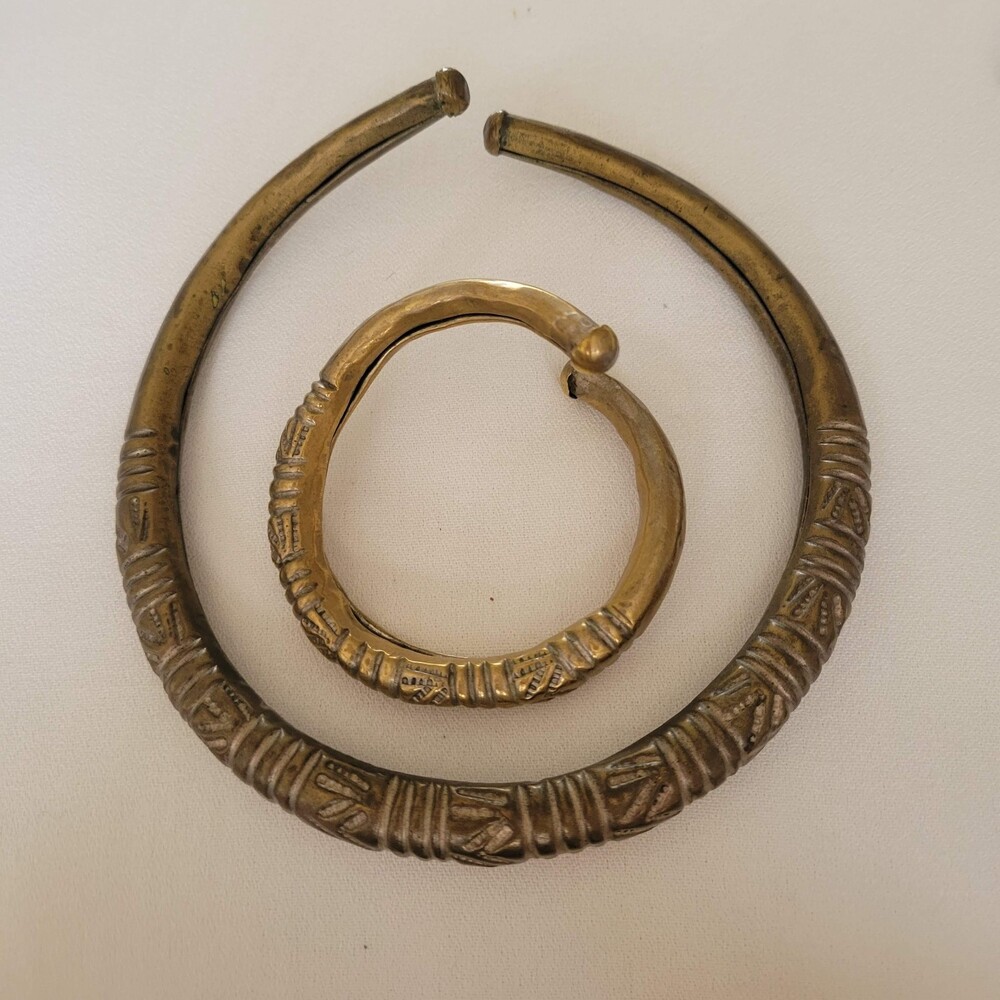 Vintage Hammered Brass Chocker & Bracelet Set